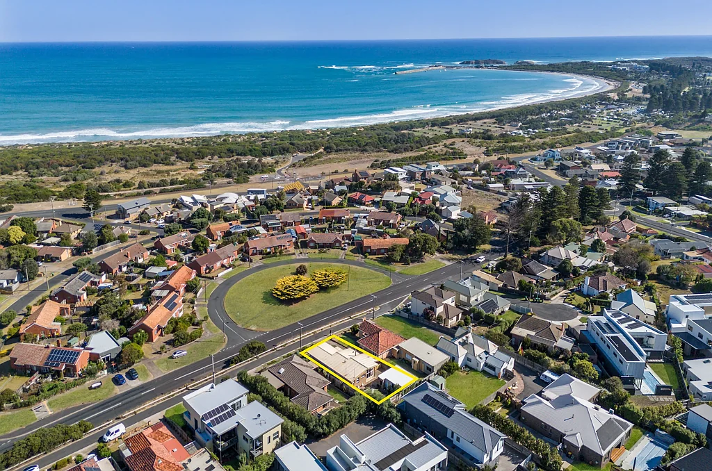 64 Nicholson Street, Warrnambool, VIC 3280