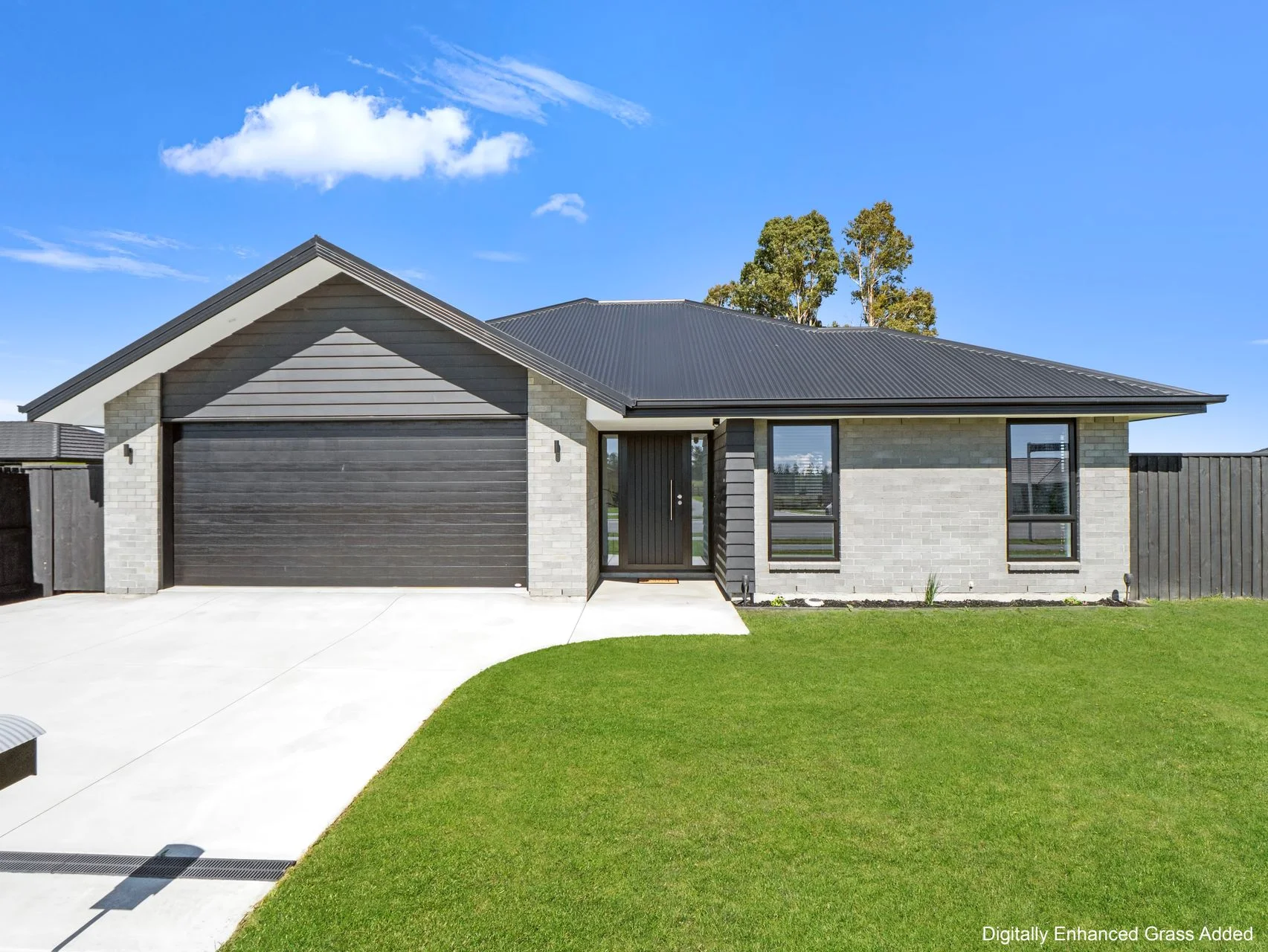 Darfield 4ห้องนอน Darfield Dream, 4 Bed, Near-New, & 1007m2 Section!