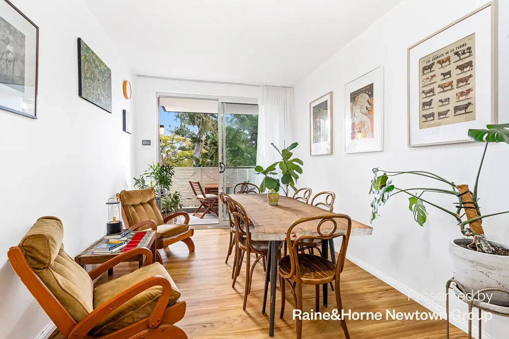 Spacious 2 bed, Private Retreat in a Desirable Locale
