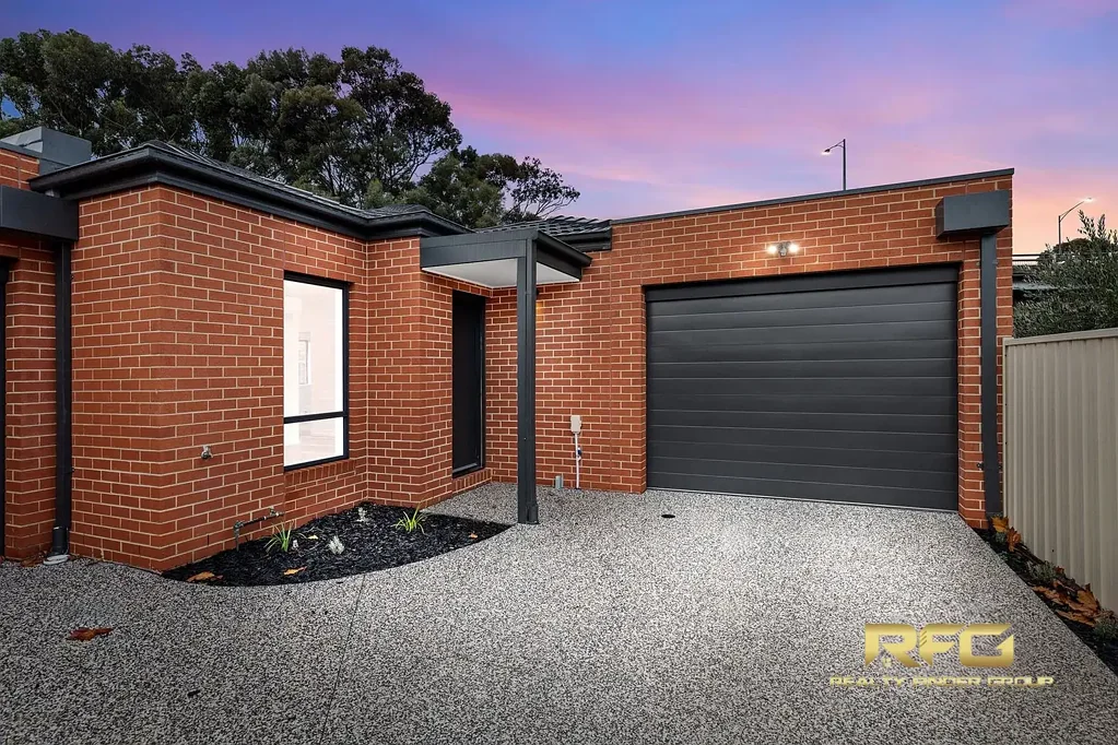 3/8 Mansfield Ave, Sunshine North, VIC 3020