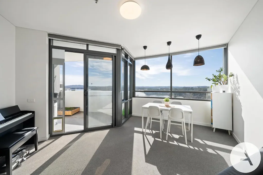 Belconnen 2 Bedroom Wake Up to Endless Panoramic Lake Views Every Morning