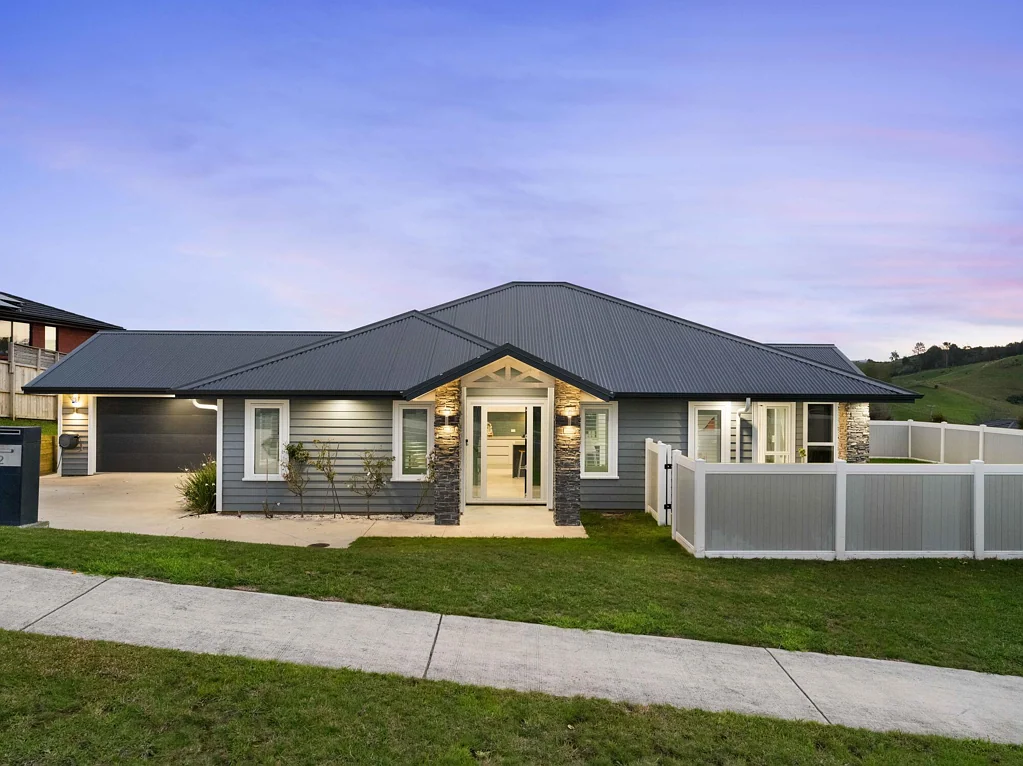 Pokeno 4房  High Spec Showhome - Rare Find