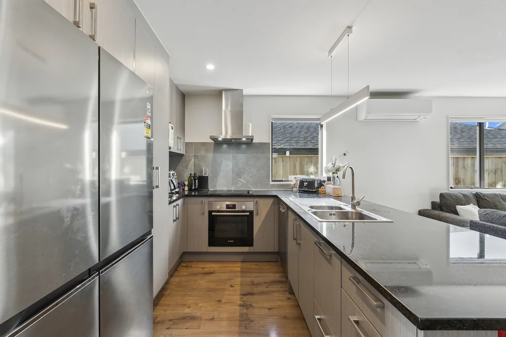 Karaka 4房  Karaka 4-Bed Bargain - Vendor Says SELL!