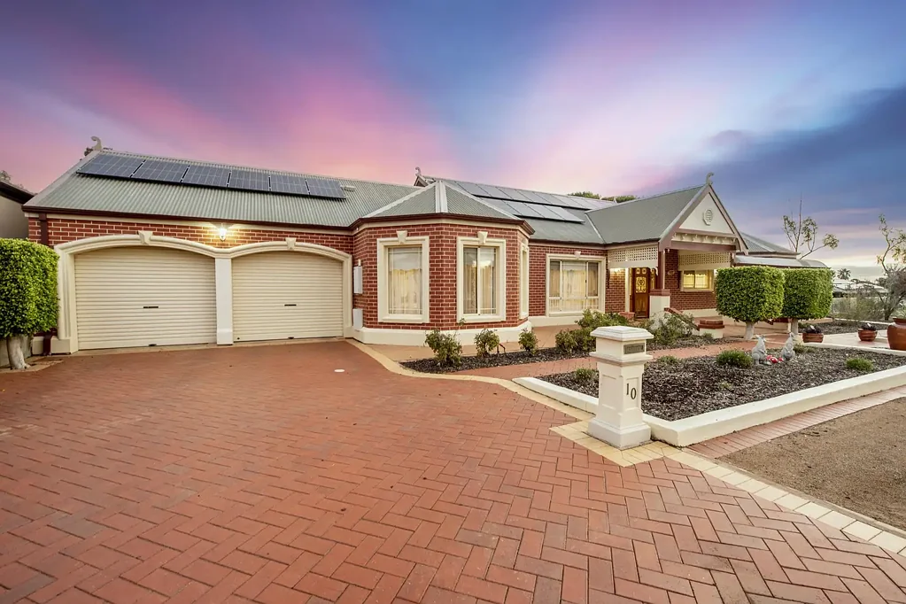 Port Pirie 4房  Executive Family Living on a Grand Scale