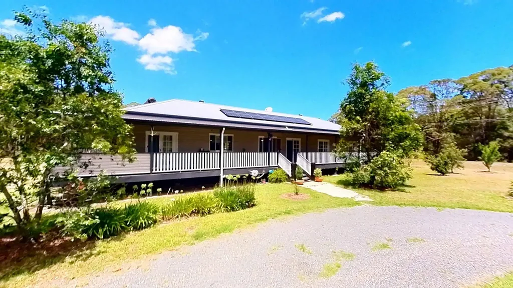 Boolambayte  Dual Living, 2 houses on 81 acres