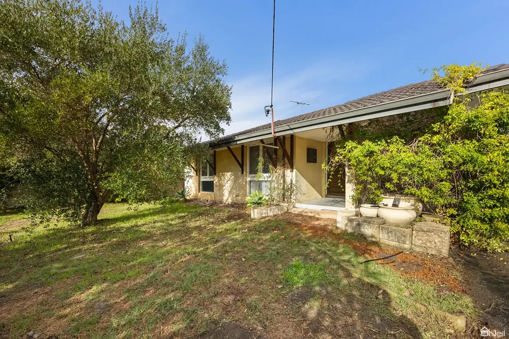 9 Munden Place, Kelmscott, WA 6111