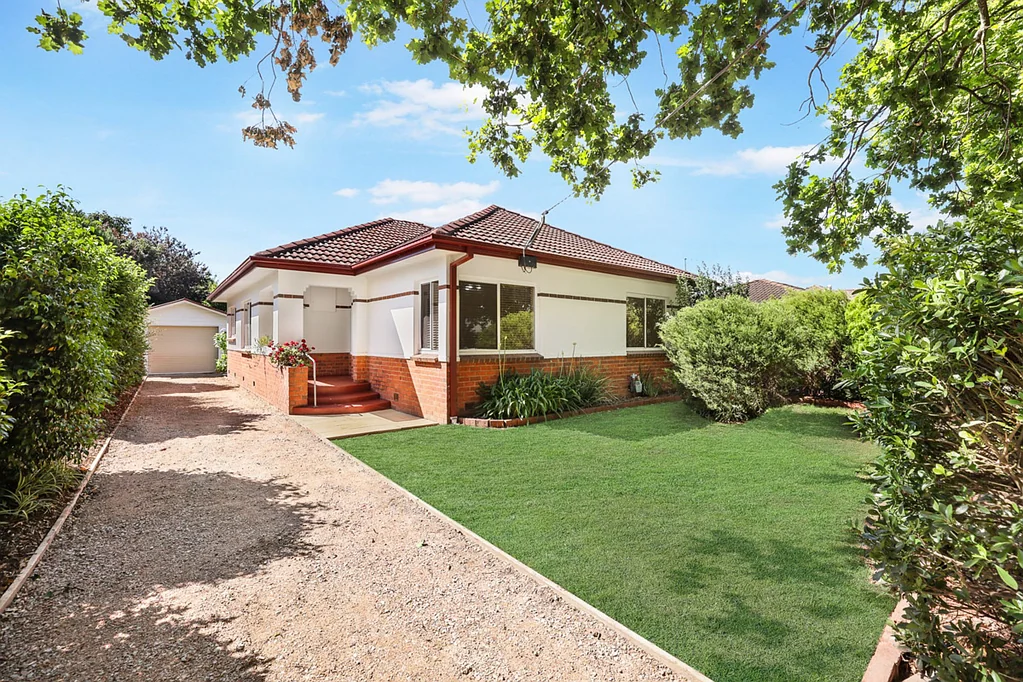 26 Thomson Street, Maffra, VIC 3860