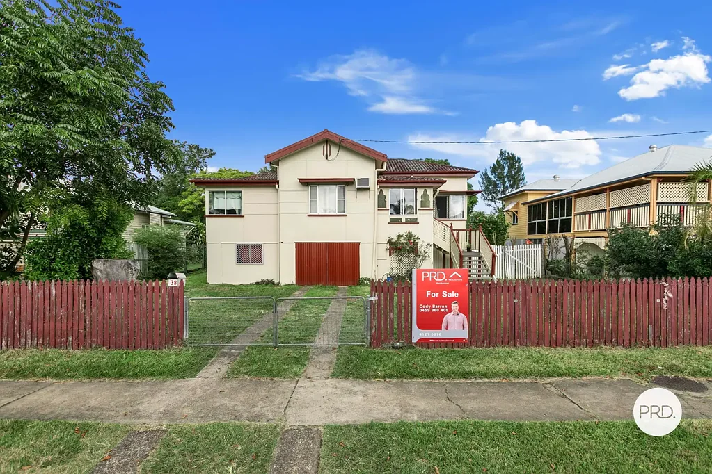 Maryborough 4ਬੈੱਡਰੂਮ Great Location with Spacious Backyard