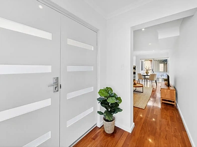 8c Apara Way, Nollamara, WA 6061, 3 Bedrooms, 2 Bathrooms, Townhouse