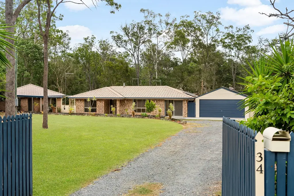 34 Madison Court, Munruben, QLD 4125