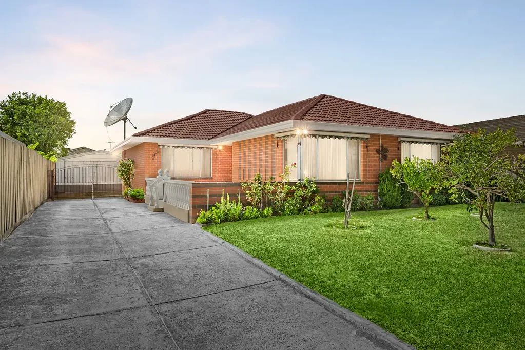 9 Garden Court, Keysborough, VIC 3173