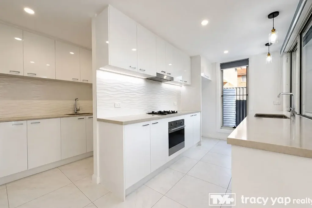 Modern 5-Bedroom Family Home | 1-Minute Walk to Eastwood Public School