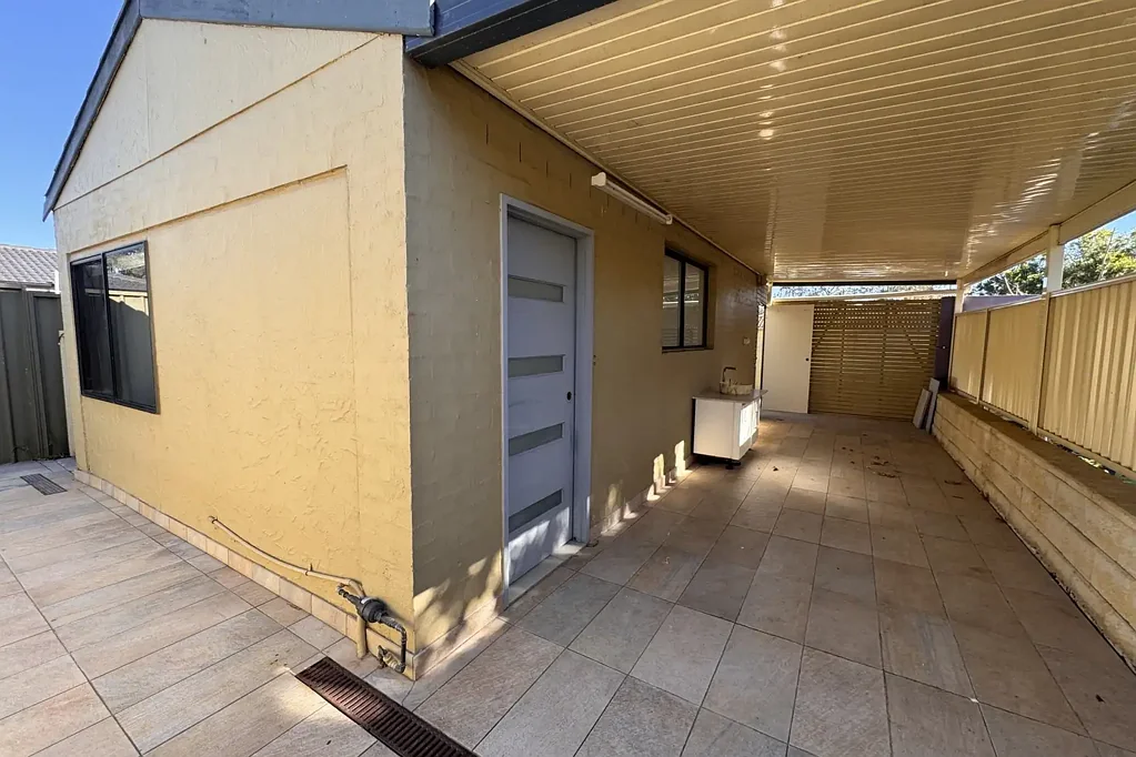 Modern 1 Bedroom Granny Flat