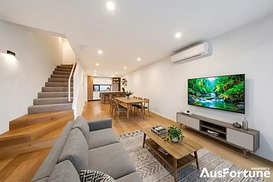 14/3 Adelaide St, Mckinnon, VIC 3204, 3 Bedrooms, 2 Bathrooms, Townhouse