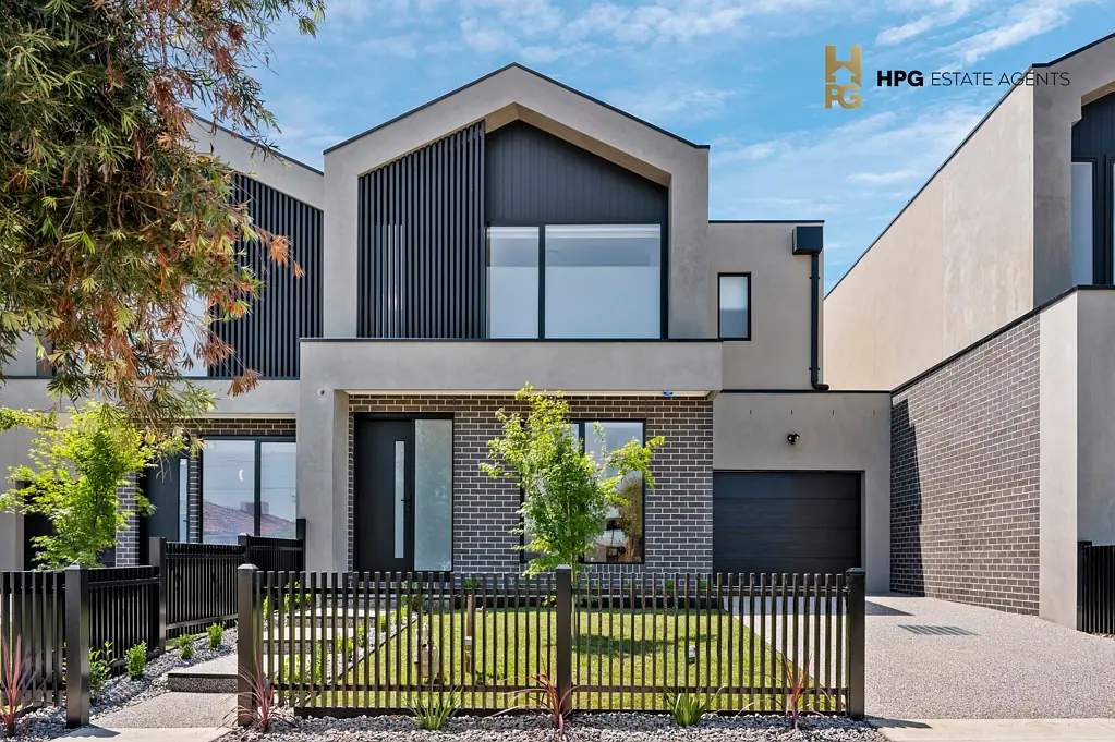 2/2 Phelan Court, Tullamarine, VIC 3043