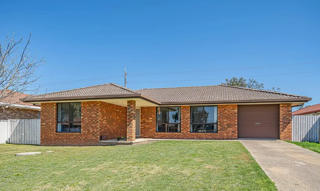 Beautiful 3-Bedroom Home with Brand New Bathroom and More!