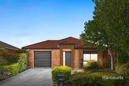 11 Stoneman Turn, Caroline Springs