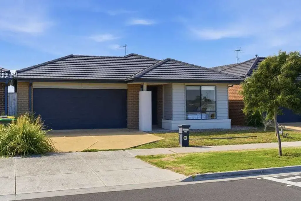 Werribee 4غرفة نوم A BEAUTIFUL FAMILY HOME IN ONE OF WERRIBEE'S FASTEST-GROWING AND MOST DESIRABLE COMMUNITIES!