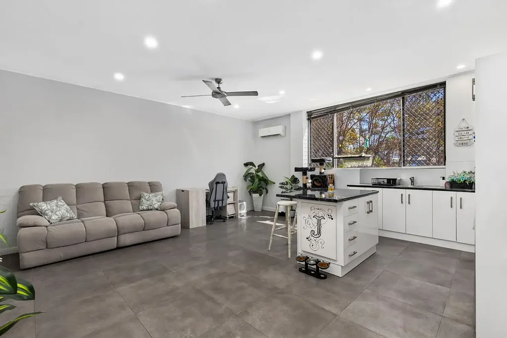 2/110 Kingsford Smith Drive, Hamilton, QLD 4007