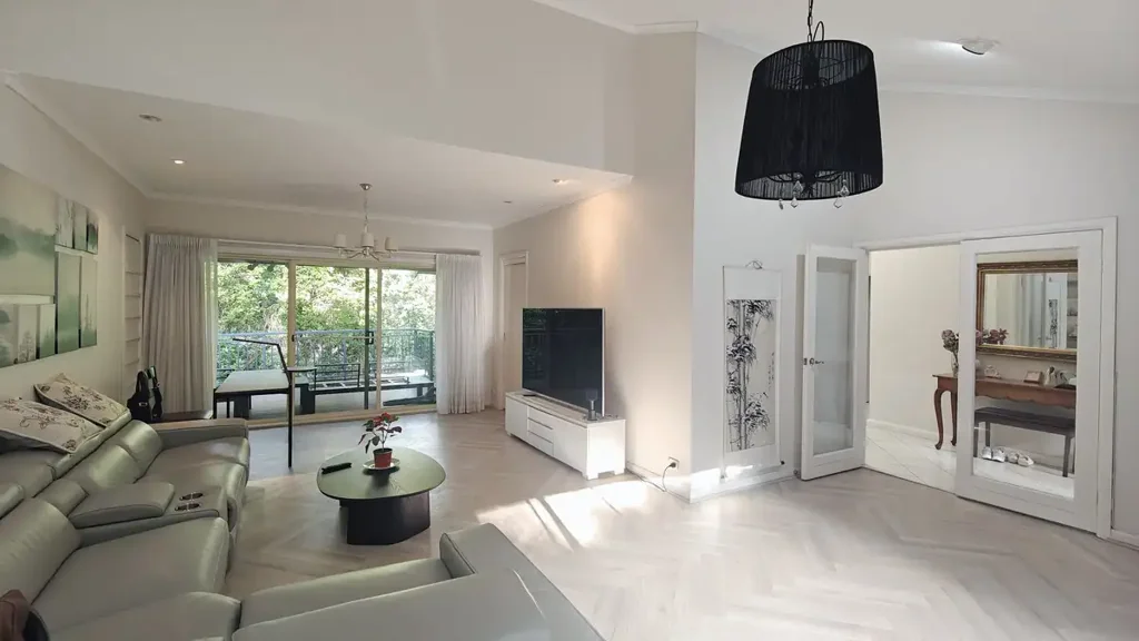 Spacious Family Retreat in the Heart of Pymble