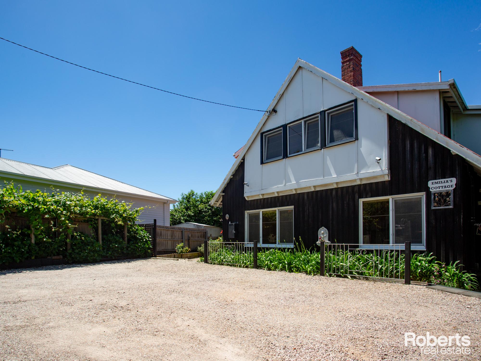 83 PENQUITE RD, NEWSTEAD TAS 7250, 0 غرف, 0 حمامات, House