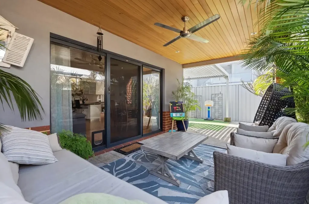Bassendean 3 Bedroom Stylish 3x2 with Extra Living Space in Prime Location