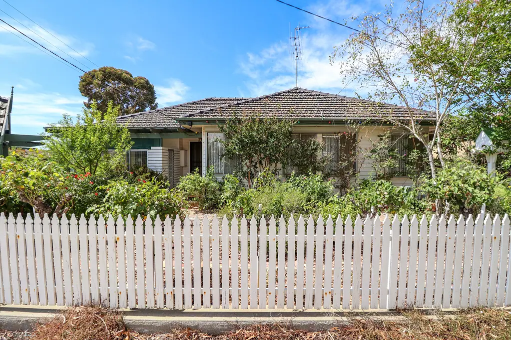45 Stradbroke Avenue, Swan Hill, VIC 3585