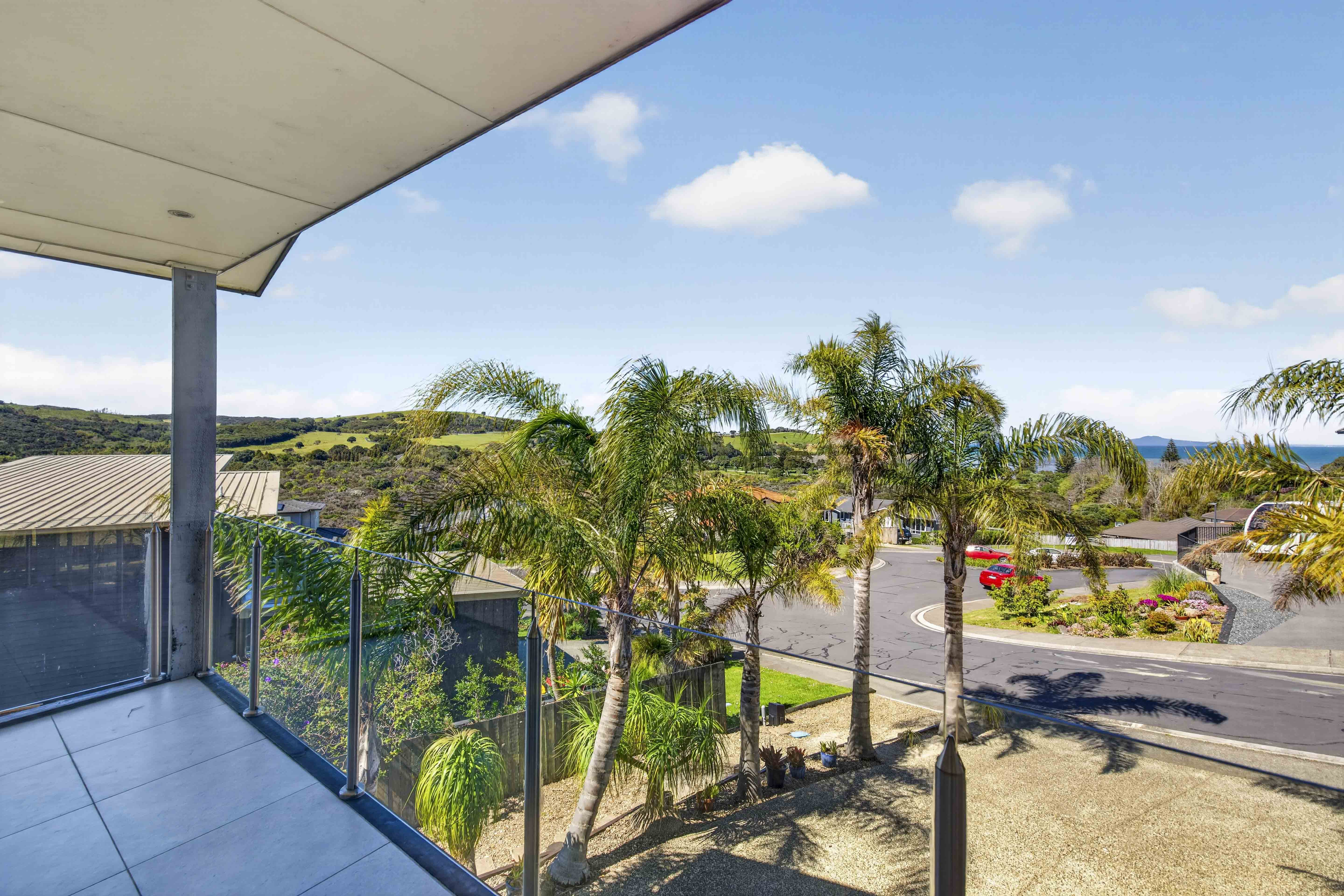 21 Kotanui Avenue, Army Bay, photo 13