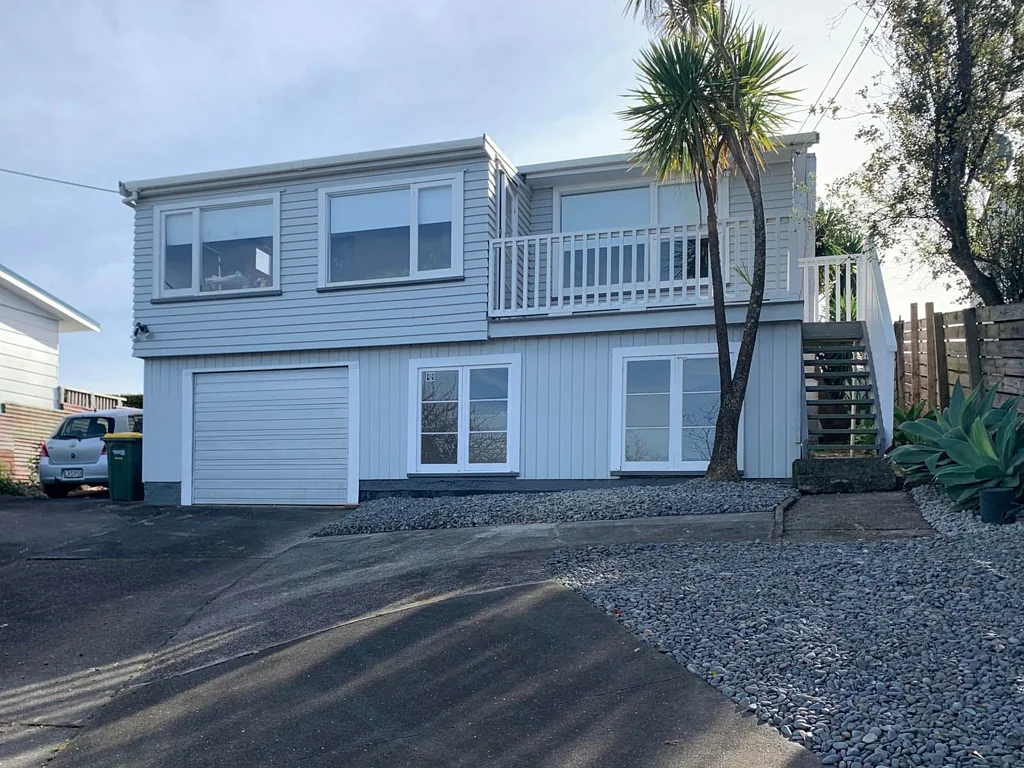 Sunny 2 Bedroom Home