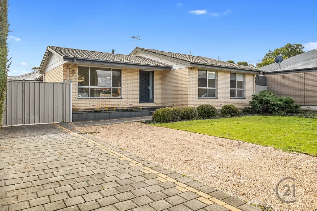 4 Nash Crescent, Morphett Vale, SA 5162