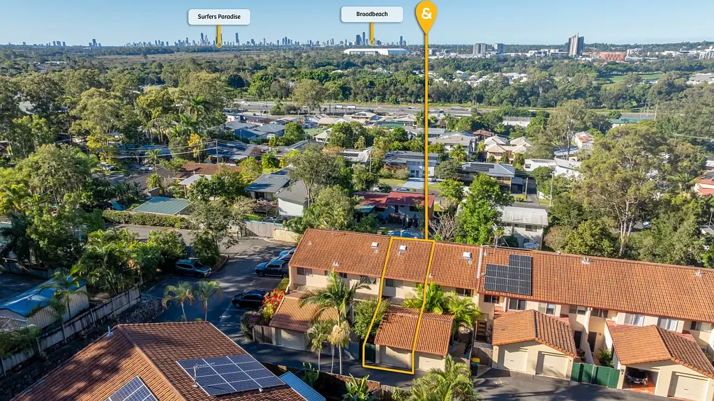 Mudgeeraba 2房  Sher-Would ! The townhouse you have been waiting for.