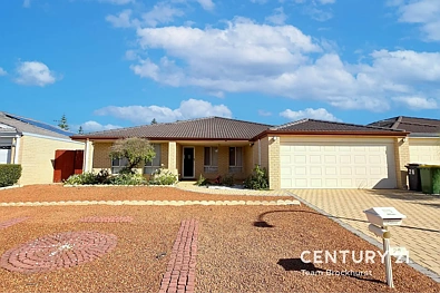 Canning Vale 4房  WALKABLE, PRACTICAL, BIG ON SPACE