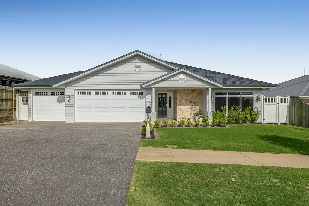 39 O'Neill Circuit, Kearneys Spring, QLD 4350