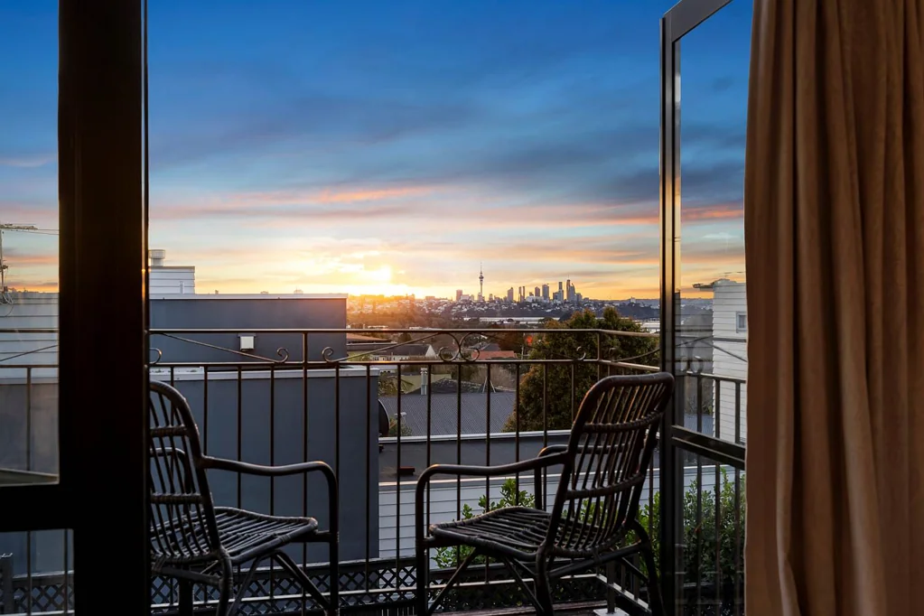 Meadowbank 4ਬੈੱਡਰੂਮ Endless potential, privacy and sunset views