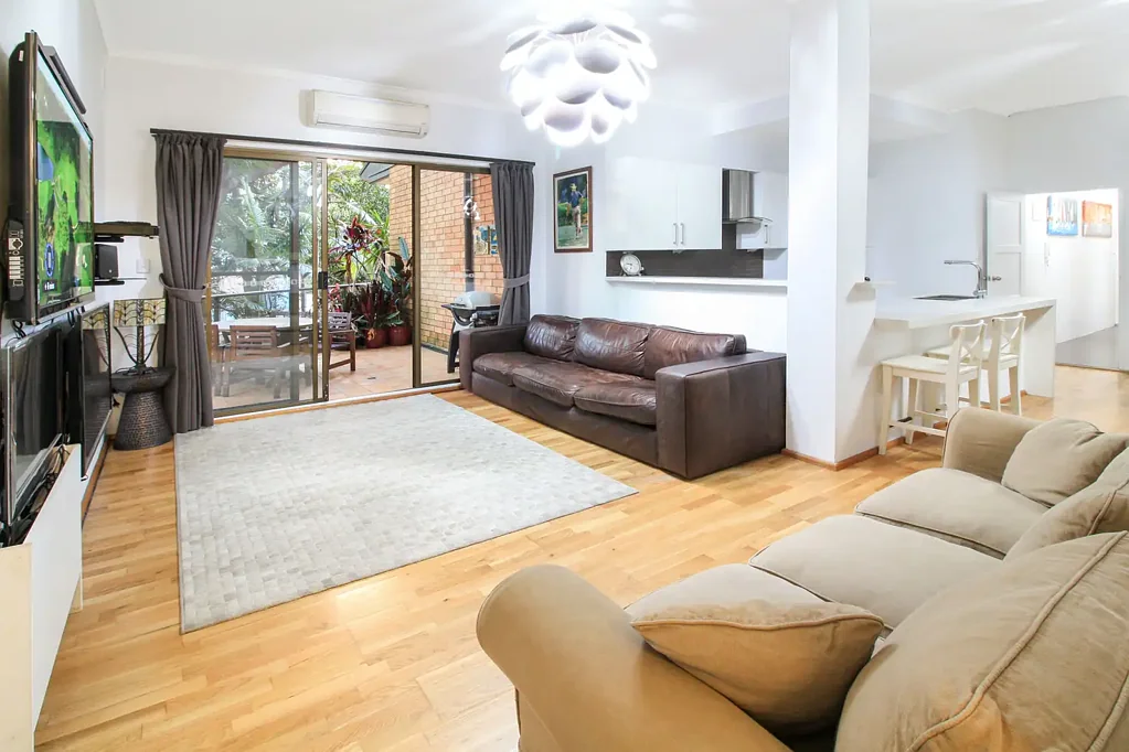 Randwick 3房  Quiet - Beach and Park Lifestyle - Live longer - Dual Key - 231m2 + 200m2 C.P Yard - SIZE matters - Renovated - Pool - Spa - Sauna - Gym - Convenience