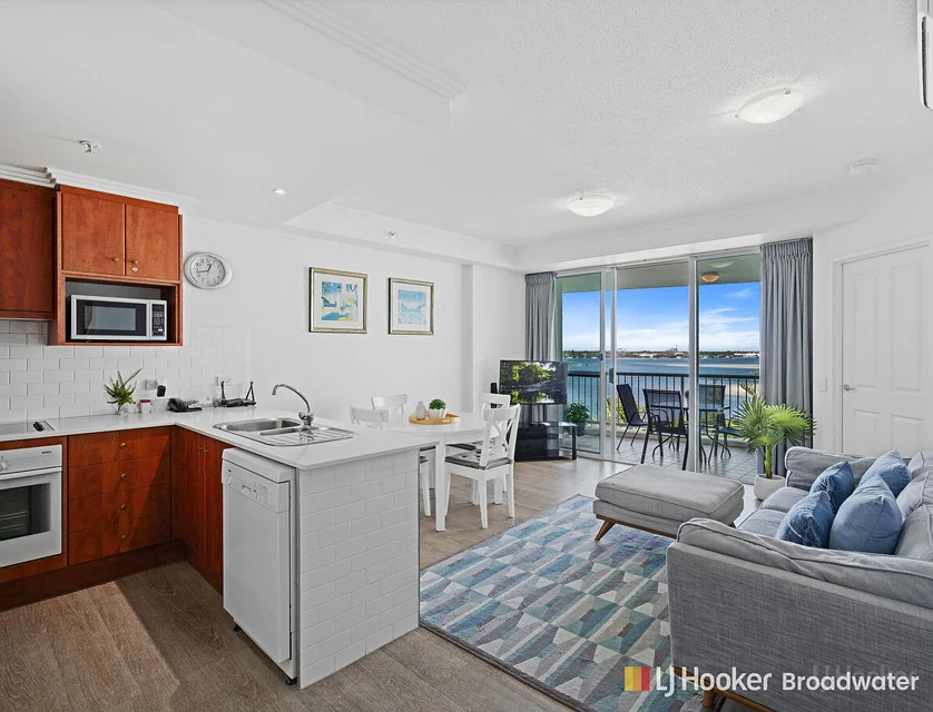 709/182-192 Marine Parade, Labrador, Gold Coast, 2 phòng ngủ, 1 phòng tắm, Apartment