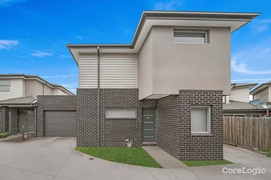 Modern and stylish 2 Bedroom Townhouse