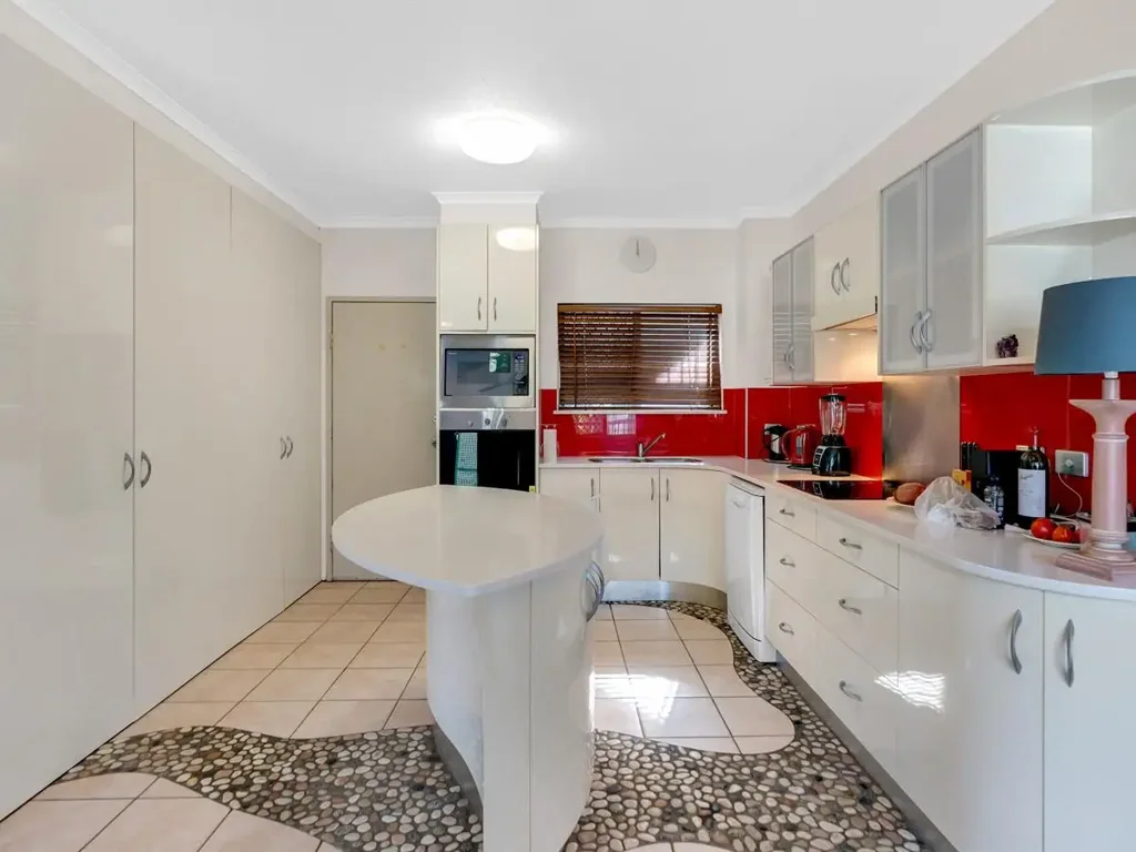 206/219-225 Mcleod St, Cairns North, QLD 4870