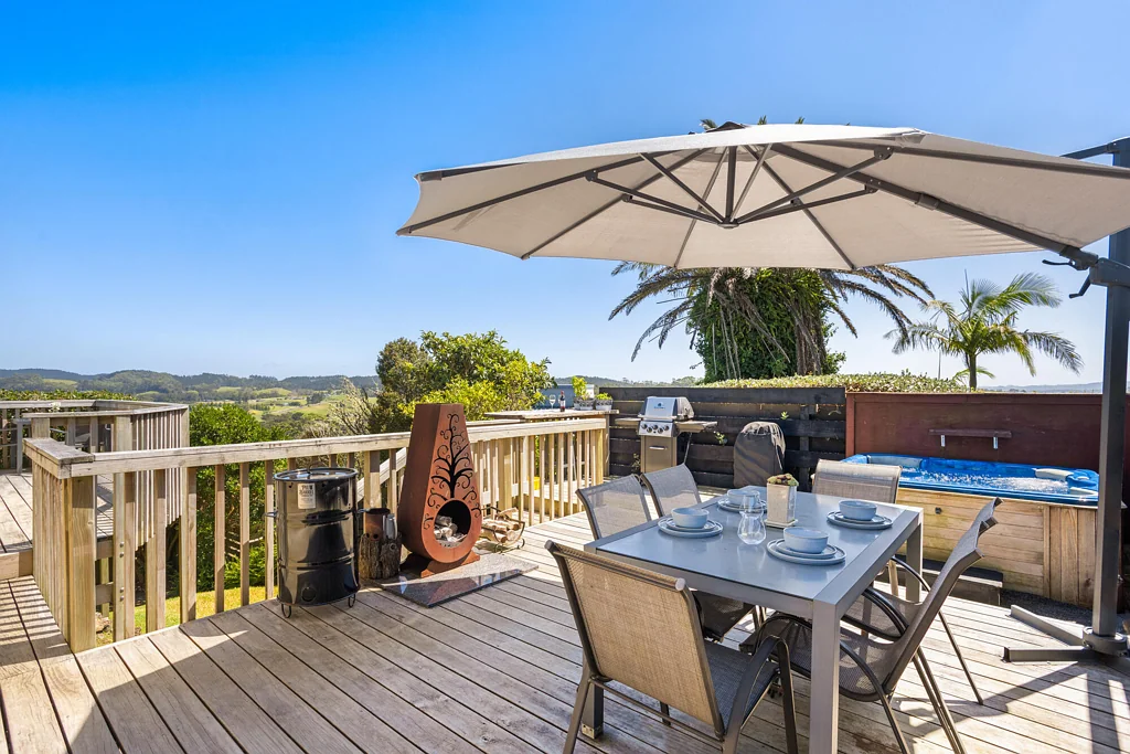 Paihia 3ห้องนอน Space, style and sea views