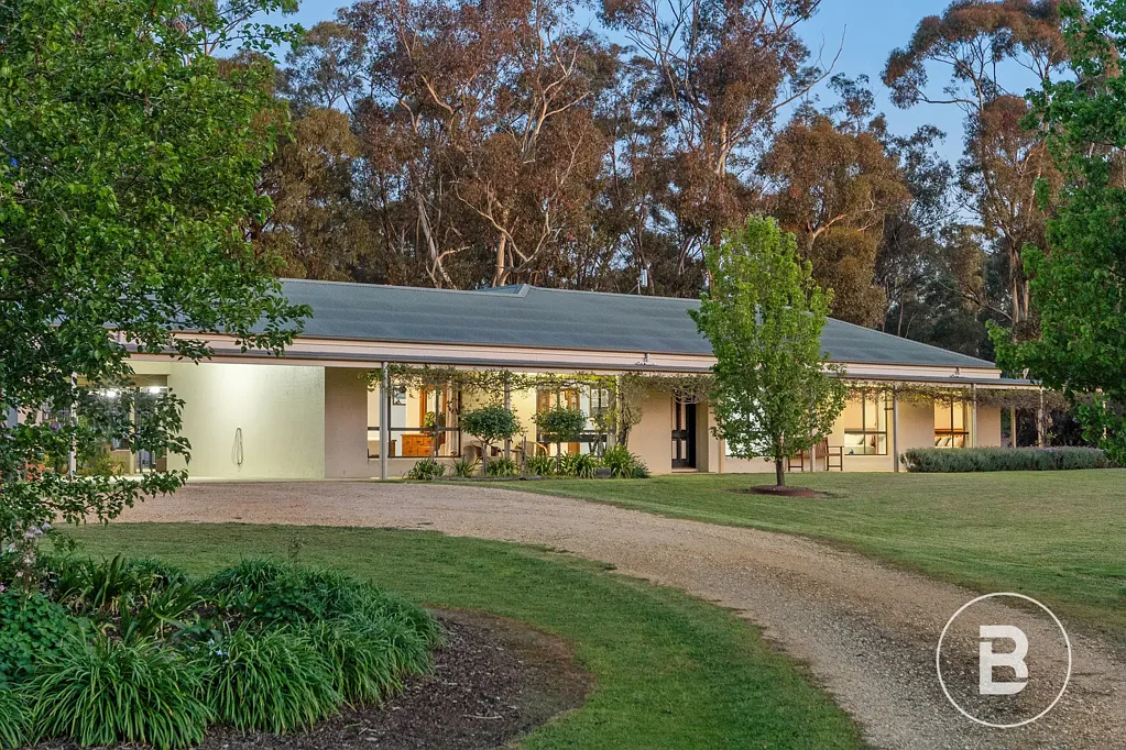 Muckleford 5कमरा TRANQUIL COUNTRY LIVING ON 10 ACRES JUST MINUTES FROM CASTLEMAINE
