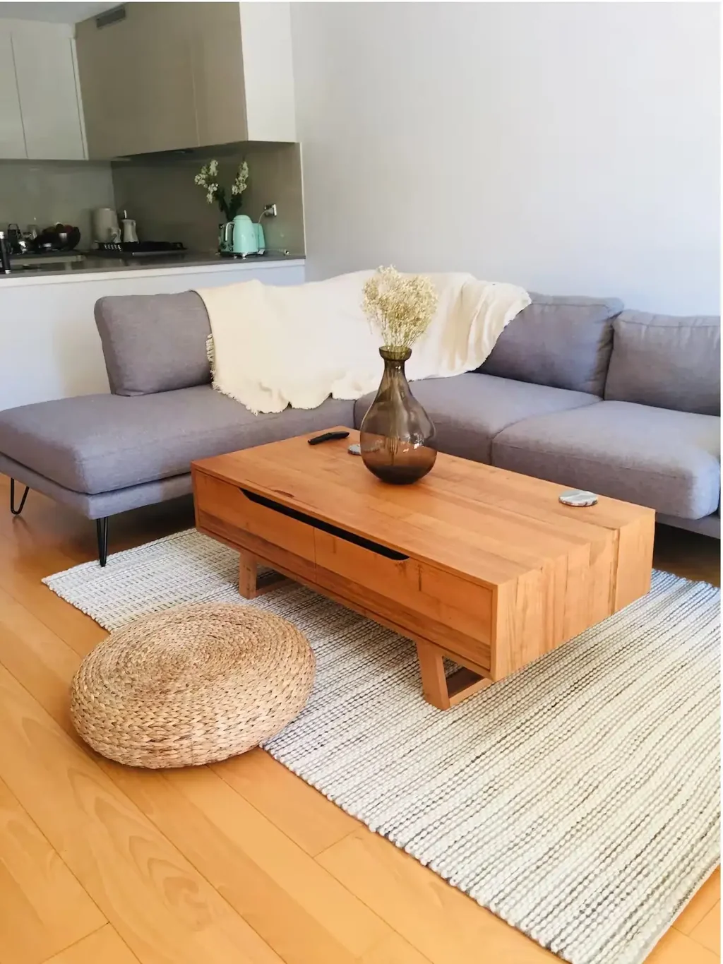 Modern Comfort Meets Urban Convenience – Fully Furnished 2-Bedroom Apartment in the Heart of Chippendale