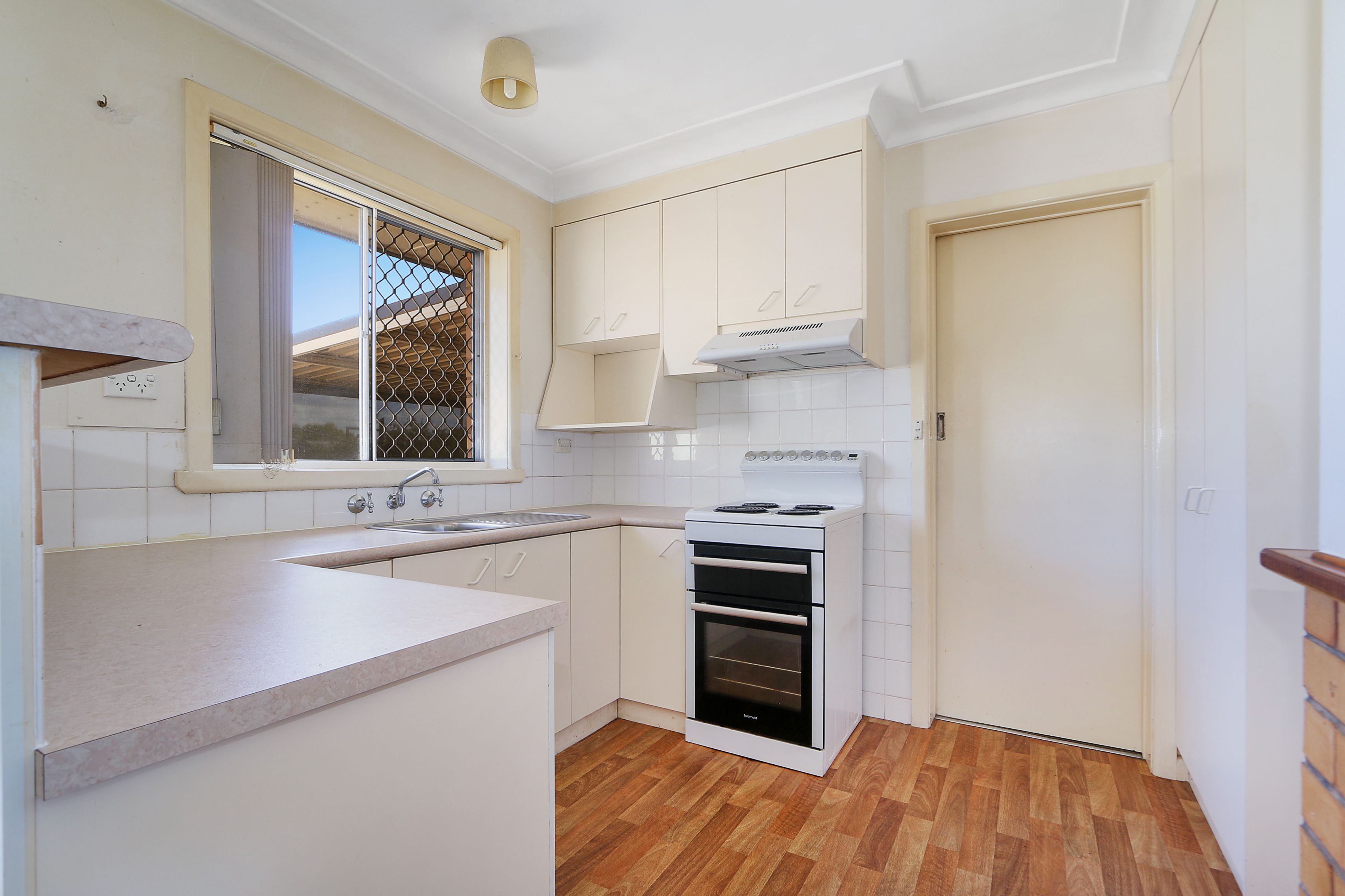 421 DOUGLAS RD, LAVINGTON NSW 2641, 0 rūma, 0 rūma horoi, House