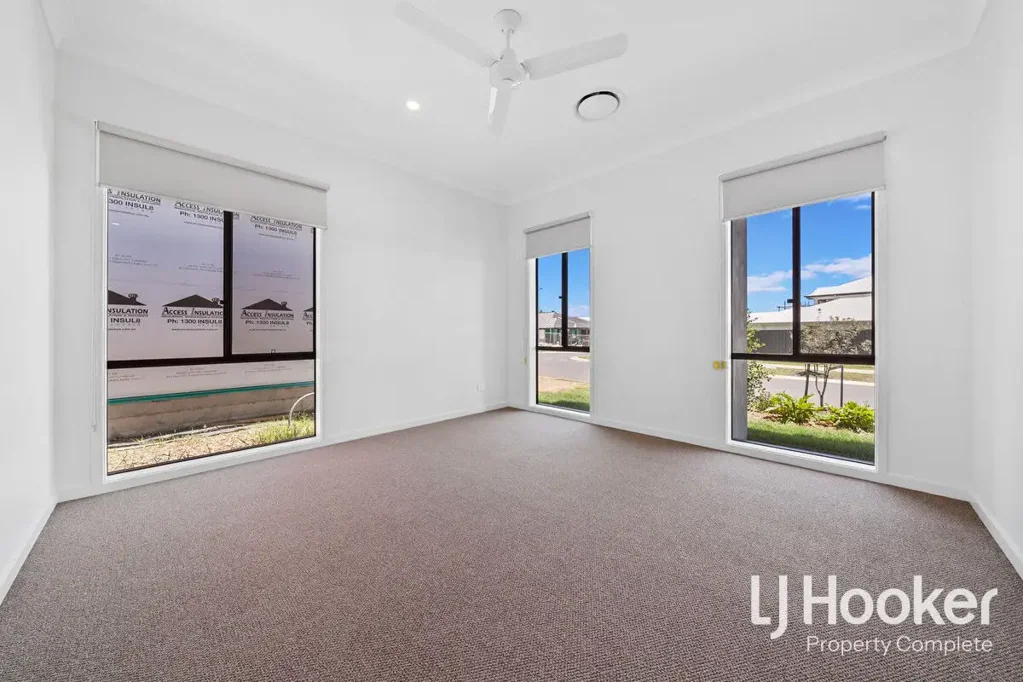 Brand New in Birnam Views - Ducted Air Conditioning - 2 x Li