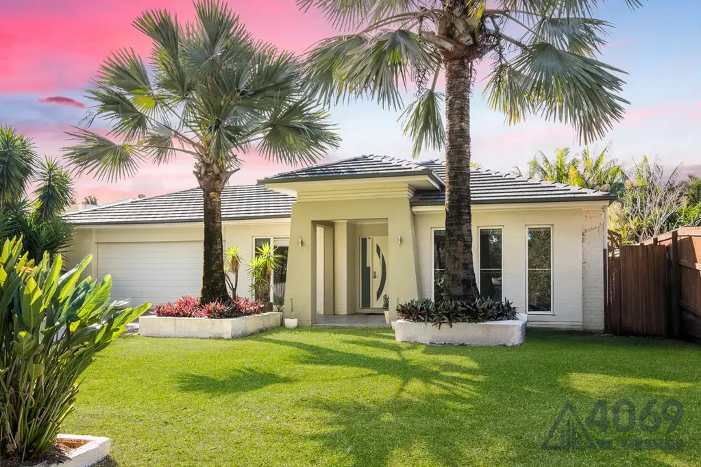 Moggill 4ਬੈੱਡਰੂਮ Stunning Resort Style Family Living