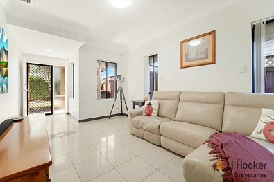 9 Hackney Street, Greystanes, NSW 2145, 4房, 3浴, Apartment