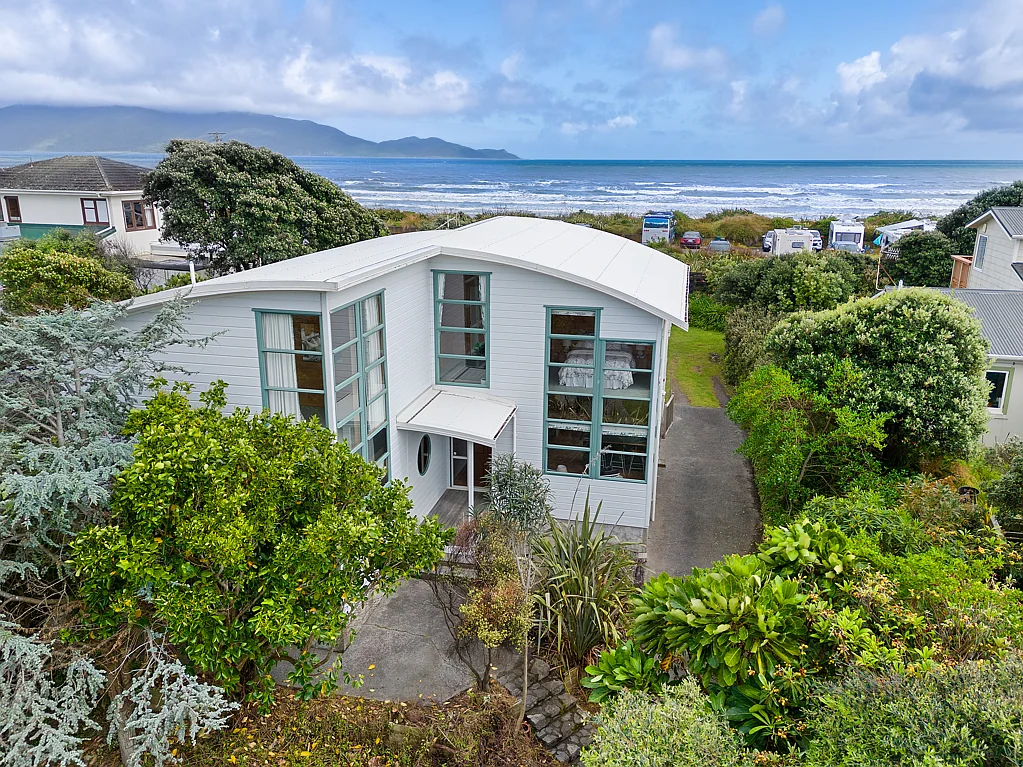 89 Tutere Street, Waikanae Beach, Kapiti Coast, Wellington