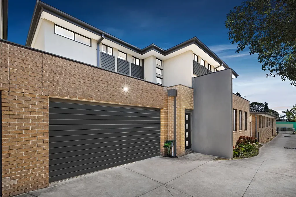 Ferntree Gully 3 Slaapkamer Contemporary Comfort & Stylish Living in a Premium Location