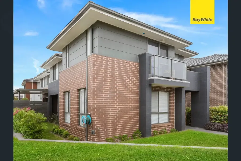 Modern House close to Amenities.