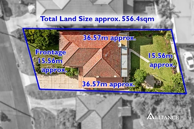 Condell Park 4房 公园对面 556.4sqm阔地 四卧两浴 学区便利 潜力无限 Prime Duplex Potential or Dream Home Opportunity