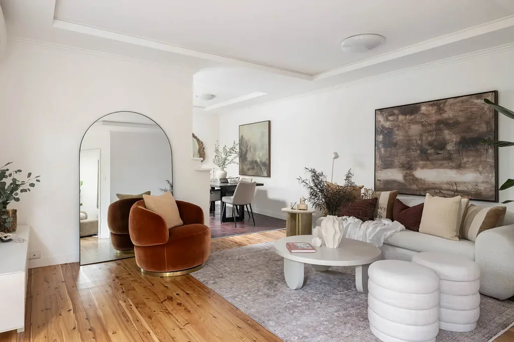 Annandale 3部屋 Single-level home in a prime North Annandale location